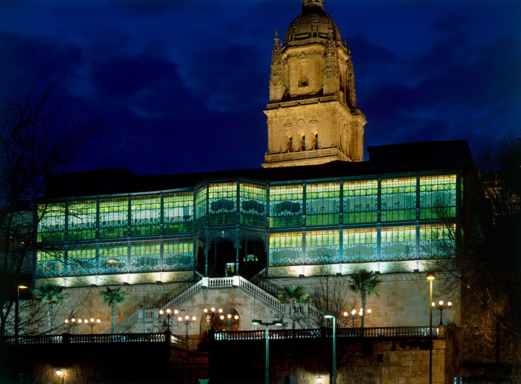 Fachada Sur del Museo Casa Lis de Salamanca.