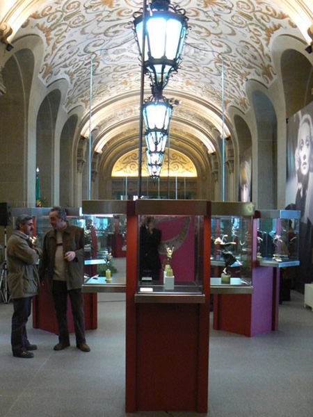 Exposición de criselefantinas del Museo Art Nouveau y Art Déco Casa Lis en el Ayuntamiento de Oporto 07