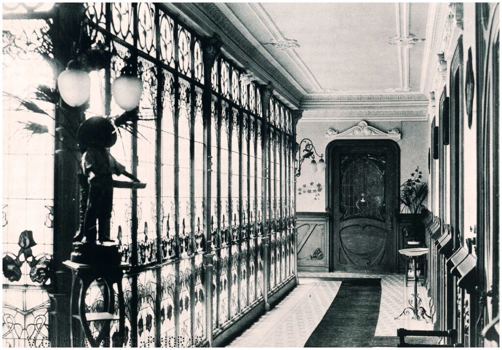 Estancia de la Casa Lis en 1905.
Fotografía: Archivo Gombau. Filmoteca Regional de Castilla y León. 05