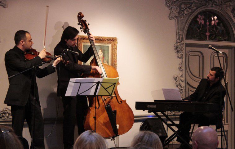 La Noche de las libélulas 2012 en el Museo Art Nouveau y Art Déco - Casa Lis de Salamanca. 03