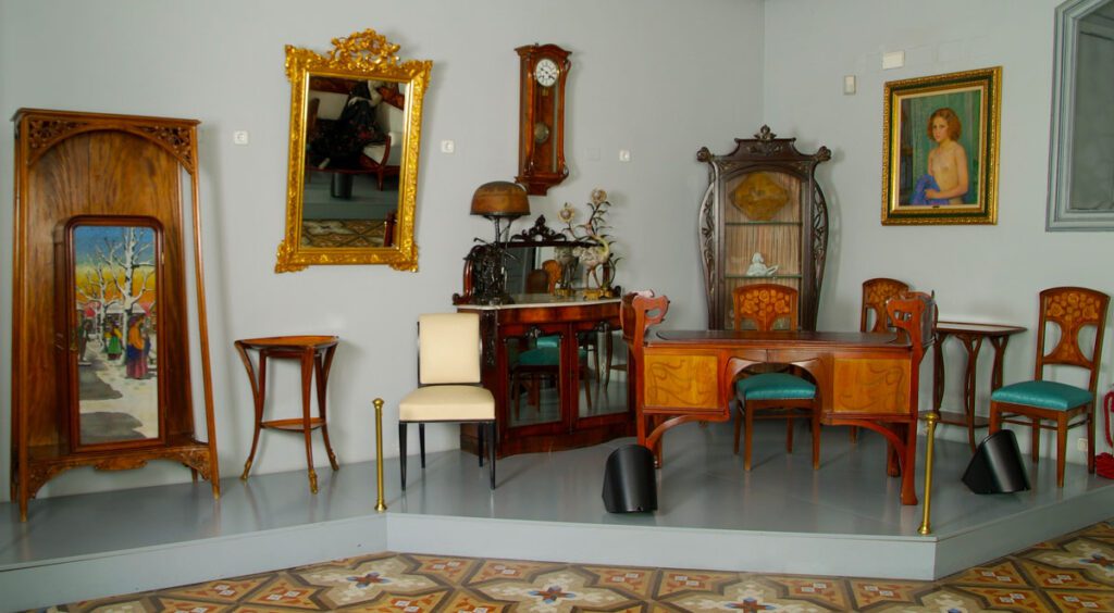 Piezas Art Nouveau de la colección del Museo Casa Lis de Salamanca 04