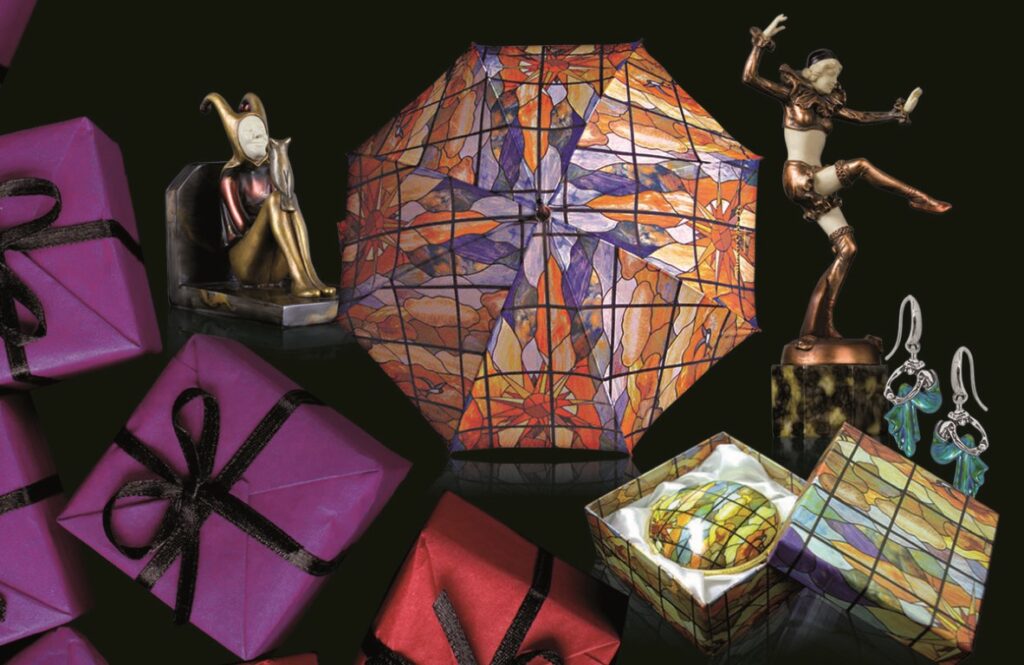 Imágenes de algunos de los artículos del Museo Art Nouveau y Art Déco Casa Lis que se podrán adquirir en el I Salón de Navidad.